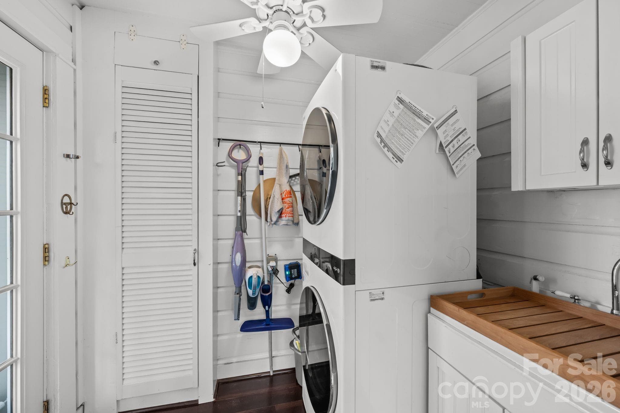 Laundry Room - 1537 S New Hope Road, Gastonia