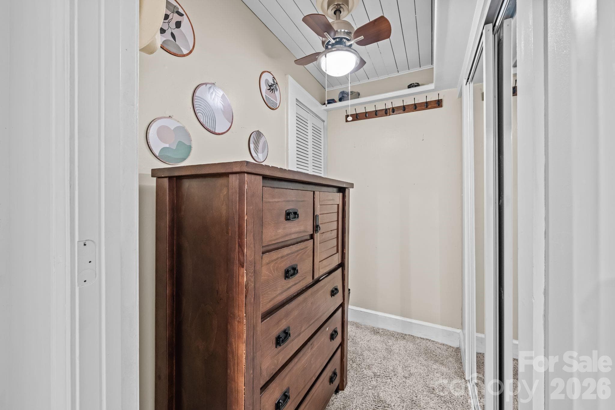 Closet - 1537 S New Hope Road, Gastonia