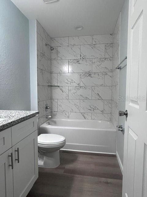 Main Bathroom - 2055 MACON ST, BARTOW