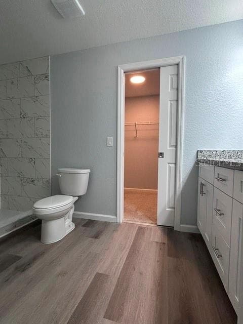 Master Bathroom/Closte - 2055 MACON ST, BARTOW