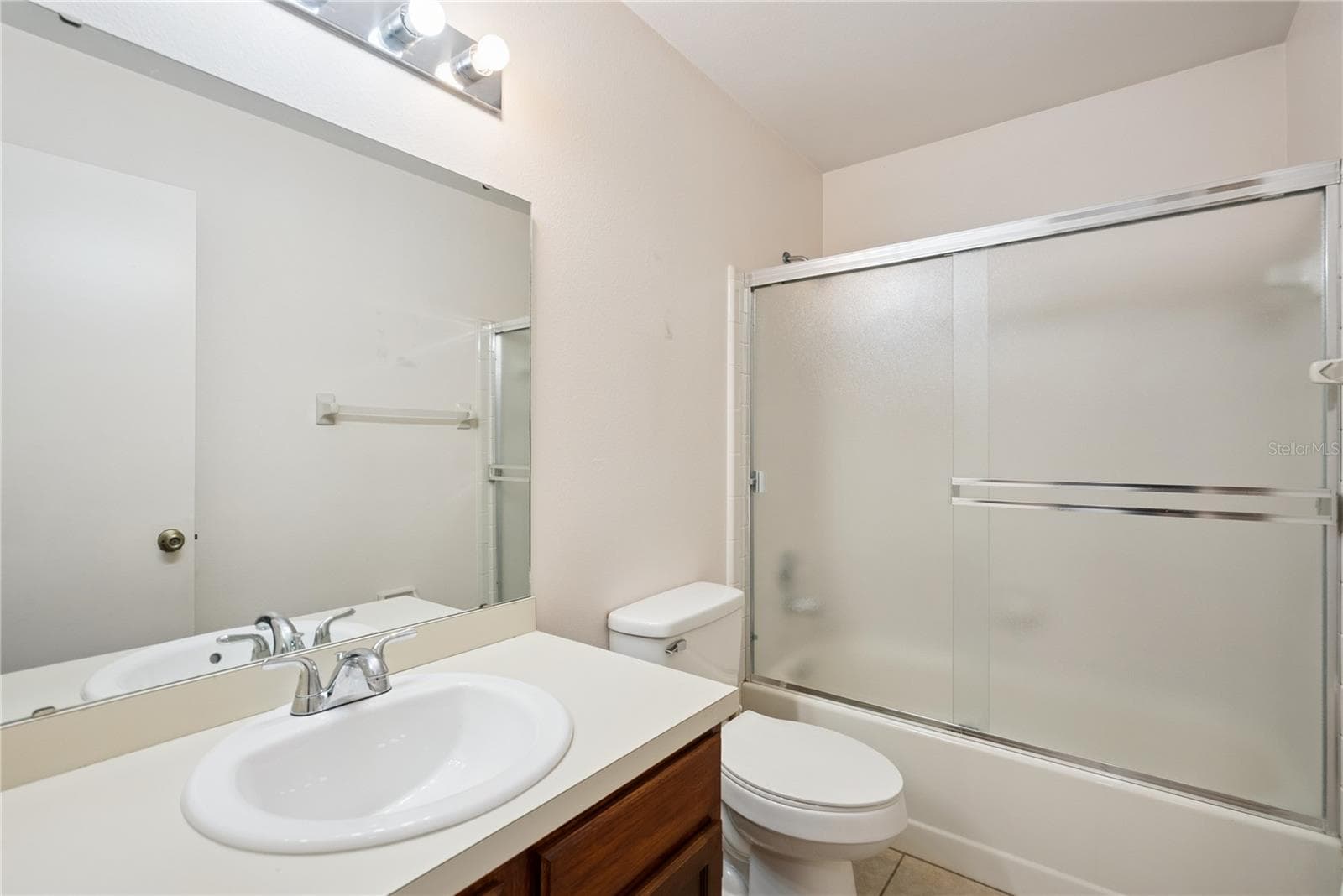 2nd bathroom - 3023 WEYMOUTH CT, APOPKA