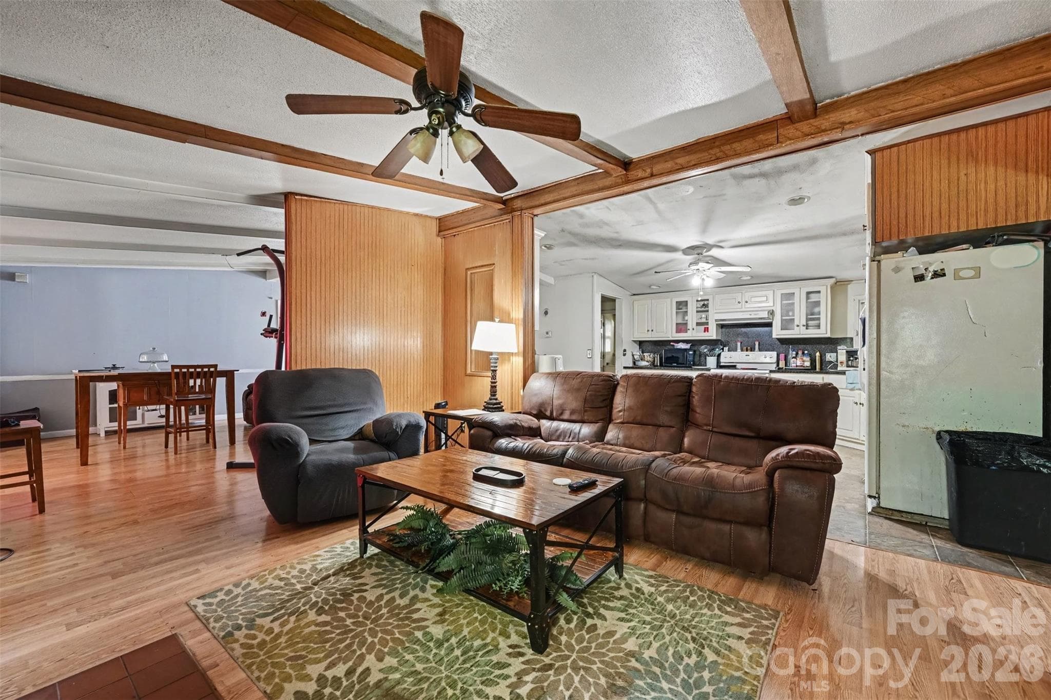 Single Family Residence at 2223 Camp Creek Road, Lancaster, photo 4 of 30