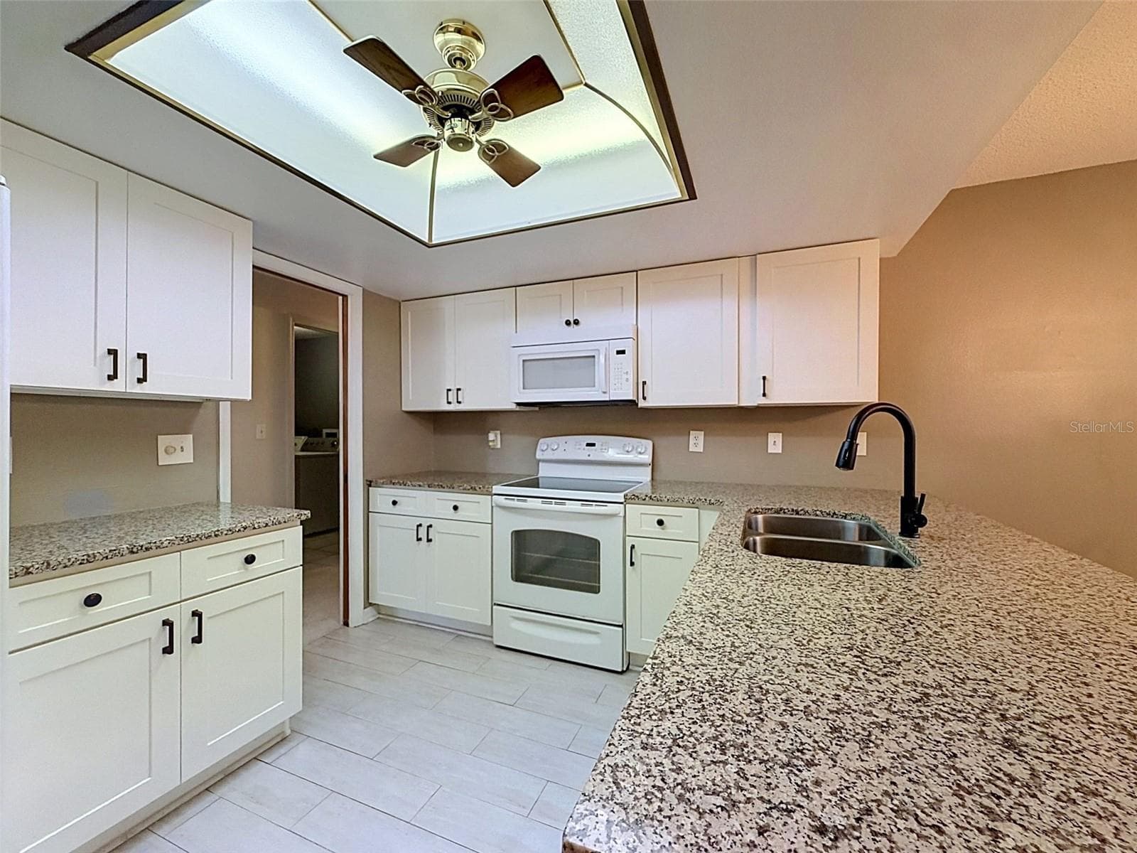 Kitchen - 7308 BALTUSROL DR, NEW PORT RICHEY