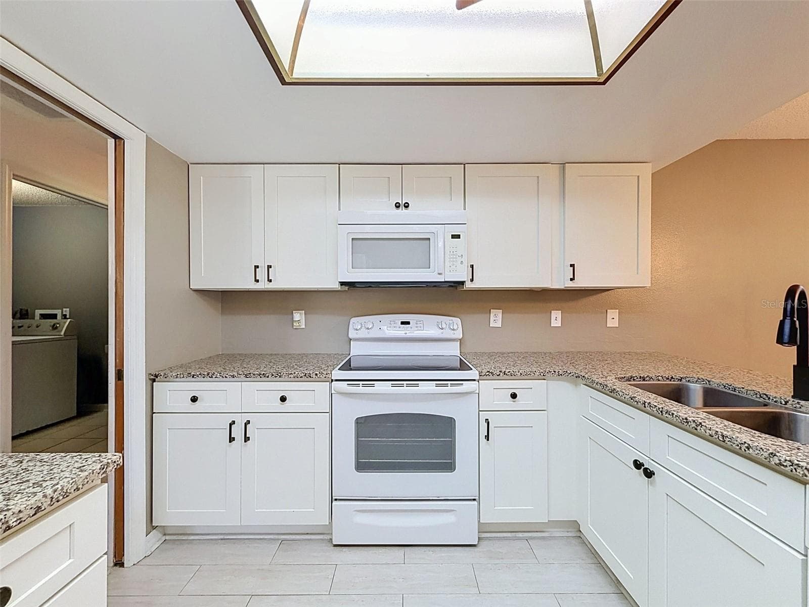 Kitchen - 7308 BALTUSROL DR, NEW PORT RICHEY
