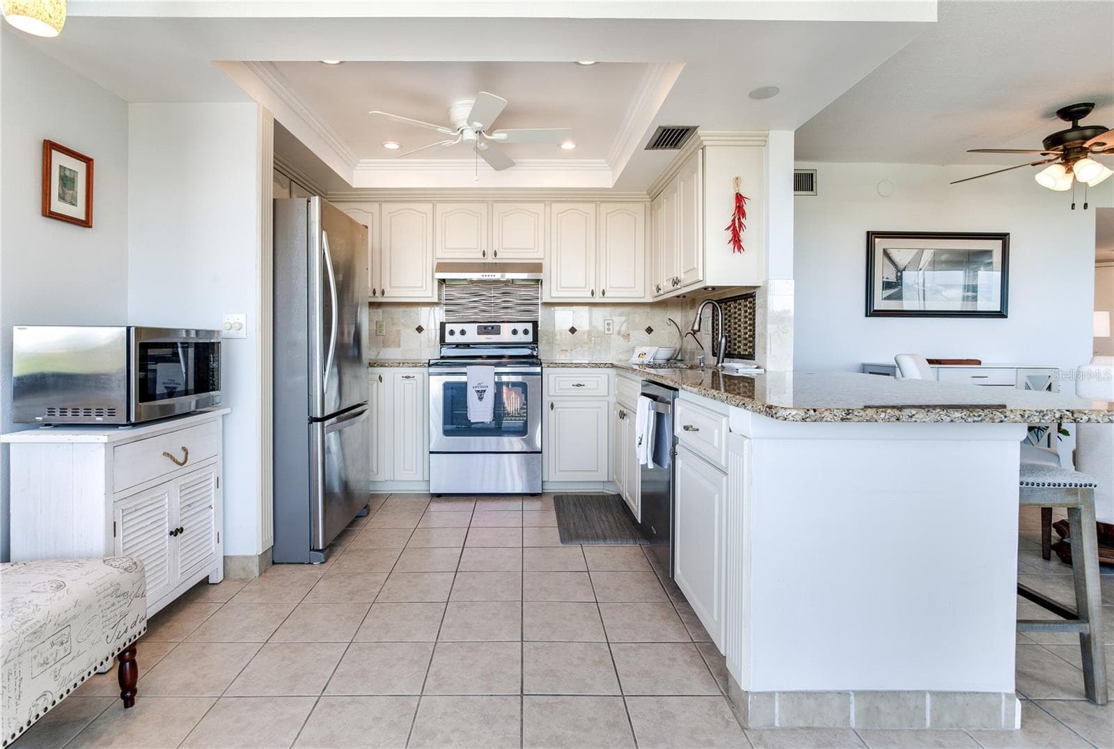 Condominium at 6104 PALMA DEL MAR BLVD S #404, ST PETERSBURG, photo 14 of 59