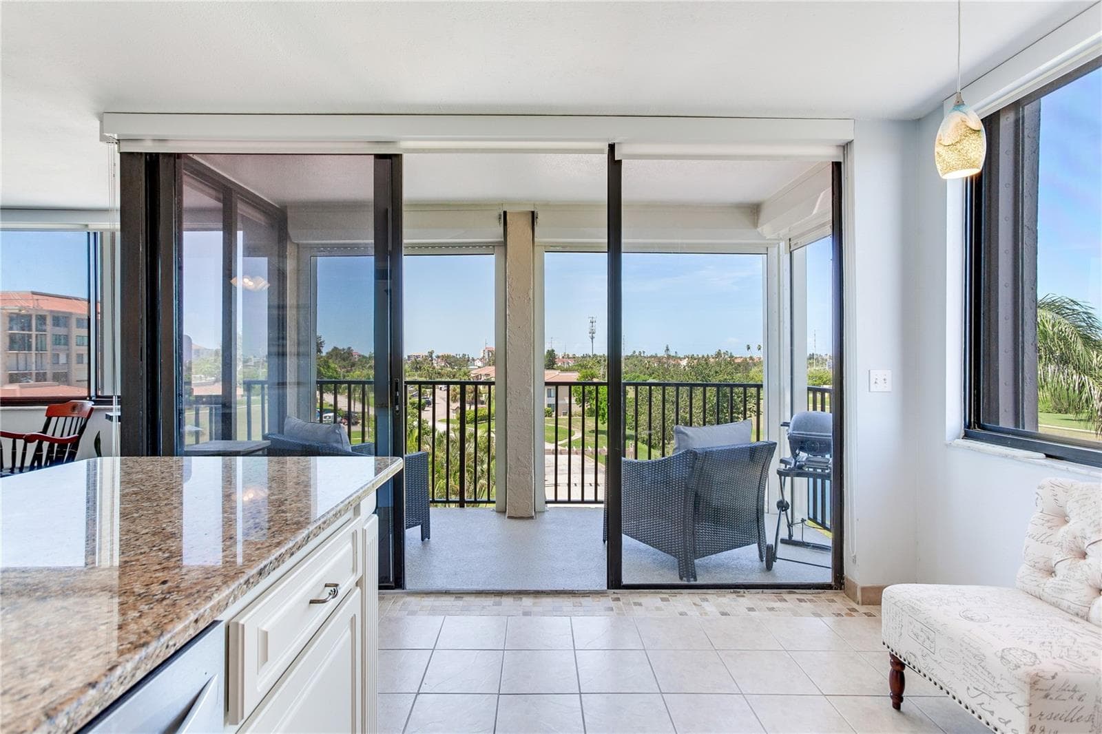 Condominium at 6104 PALMA DEL MAR BLVD S #404, ST PETERSBURG, photo 16 of 59