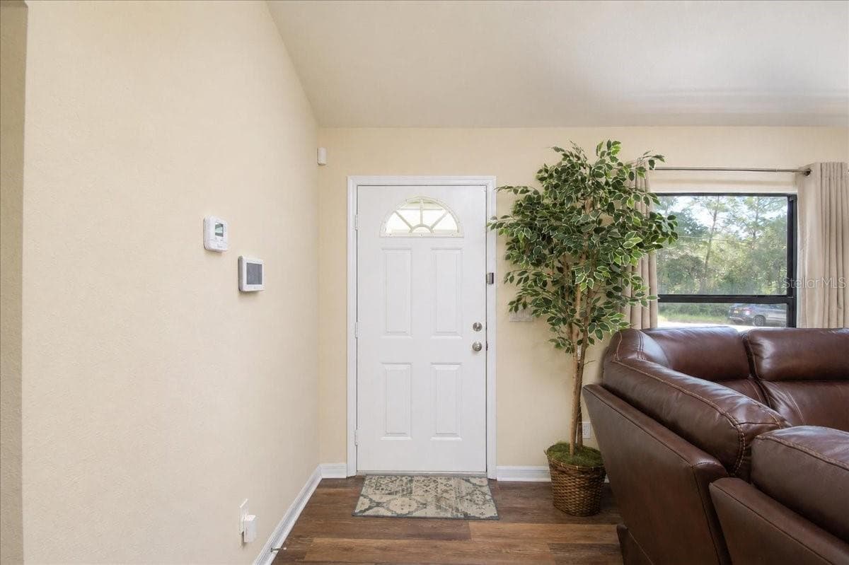 Single Family Residence at 21875 NE 135TH LN, FORT MC COY, photo 10 of 38