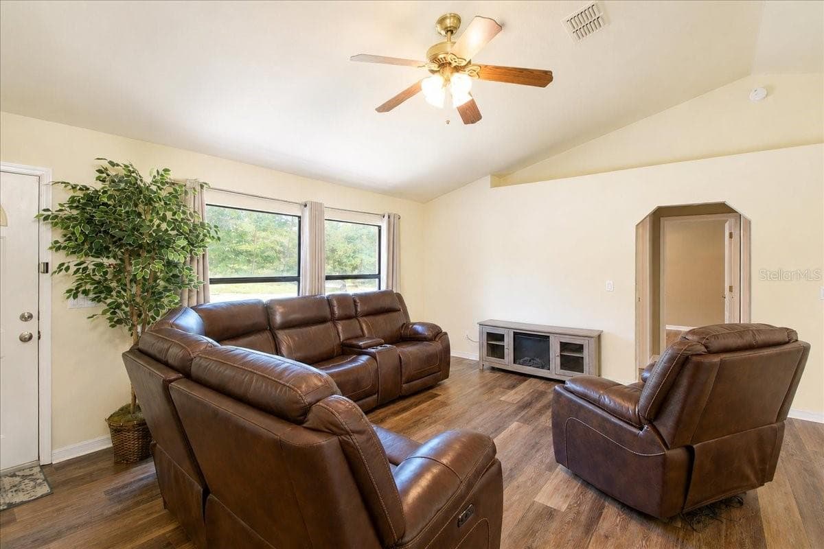 Single Family Residence at 21875 NE 135TH LN, FORT MC COY, photo 11 of 38