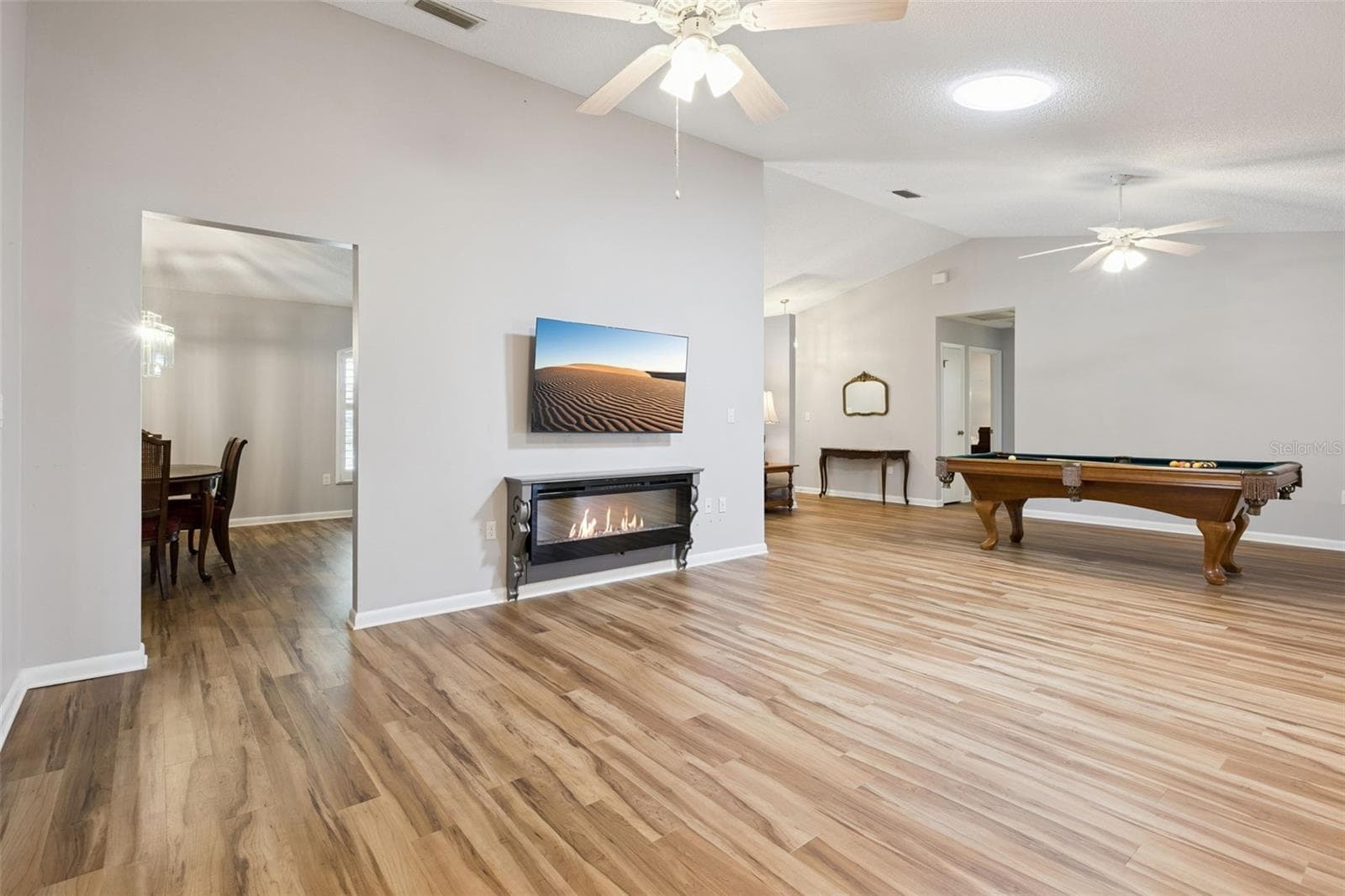 Single Family Residence at 5606 ROSEWALL CIR, LEESBURG, photo 10 of 65