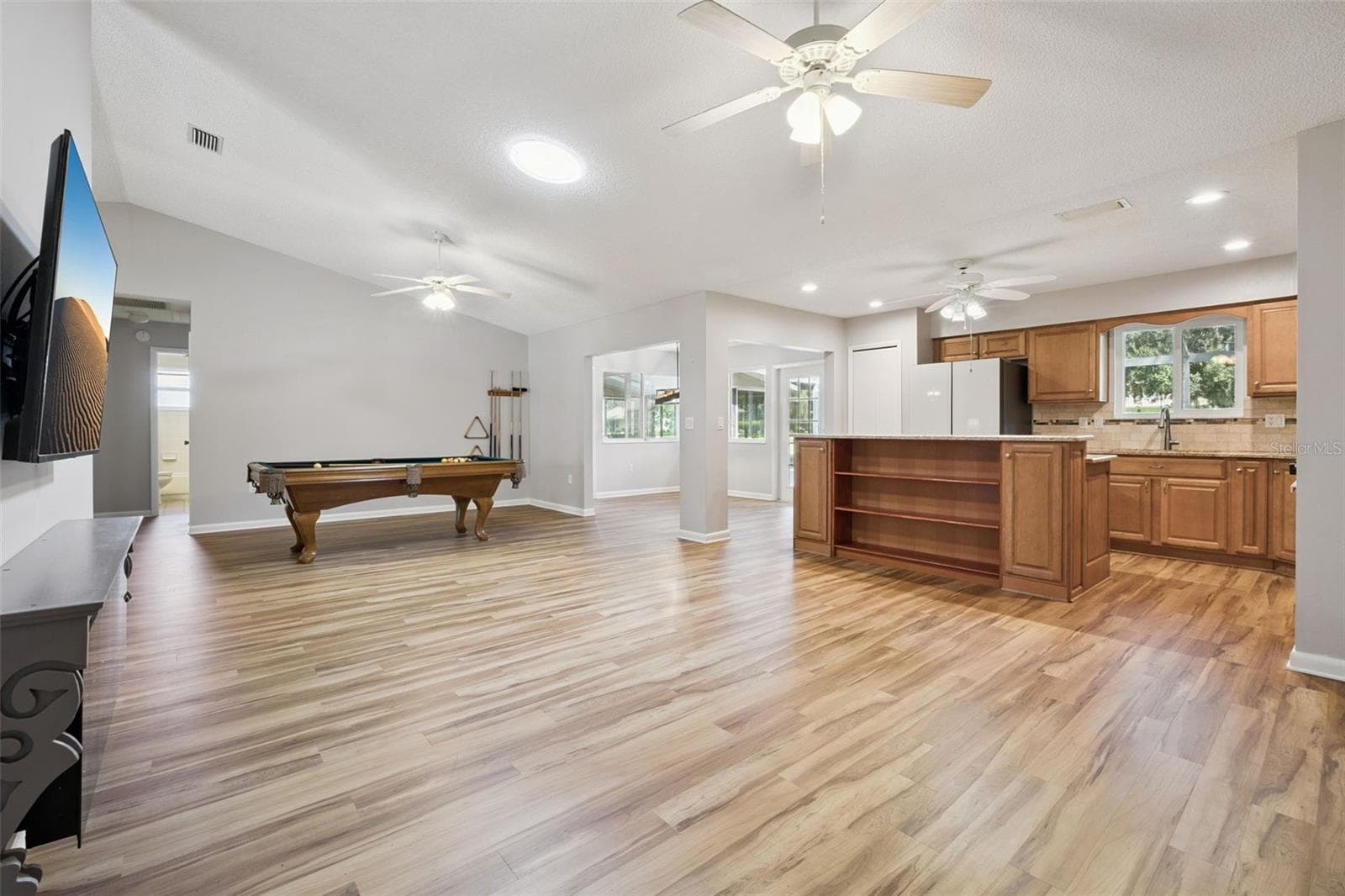 Single Family Residence at 5606 ROSEWALL CIR, LEESBURG, photo 11 of 65