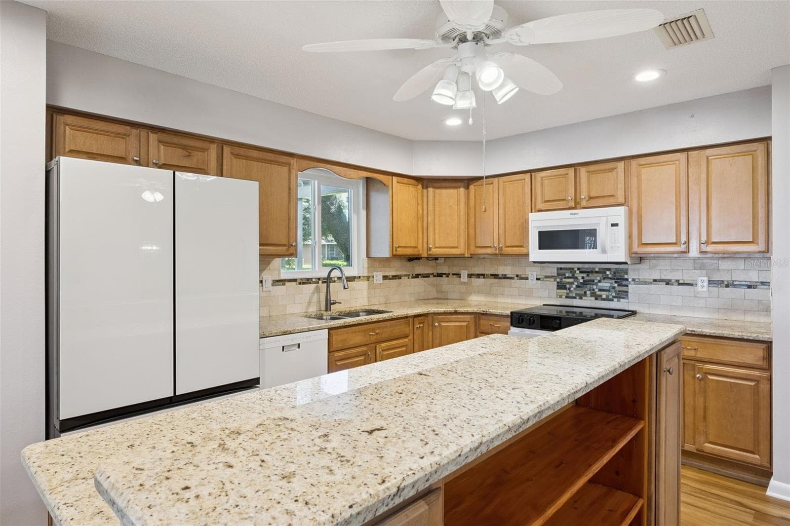 Single Family Residence at 5606 ROSEWALL CIR, LEESBURG, photo 14 of 65