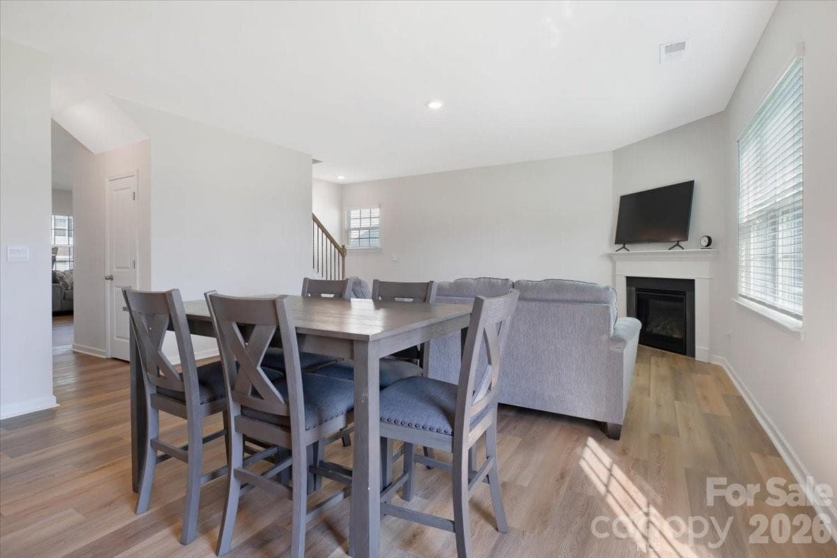 Single Family Residence at 8013 Kennesaw Drive, Gastonia, photo 11 of 46