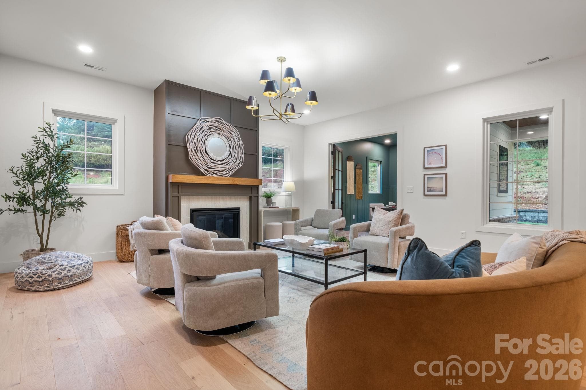 Single Family Residence at 2670 Charleston Court, Claremont, photo 15 of 48