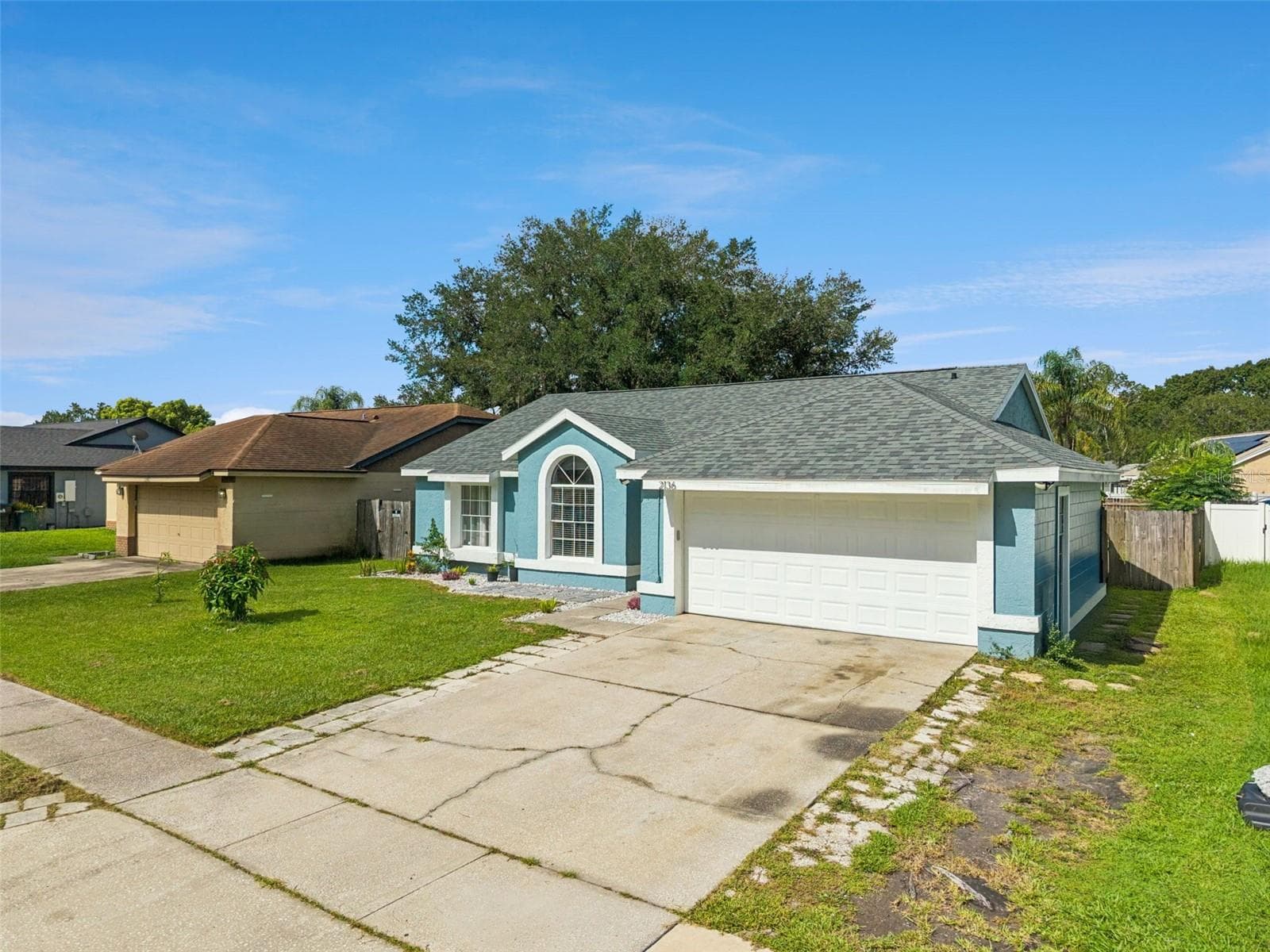 Single Family Residence at 2136 OPAL DR, ORLANDO, photo 2 of 20