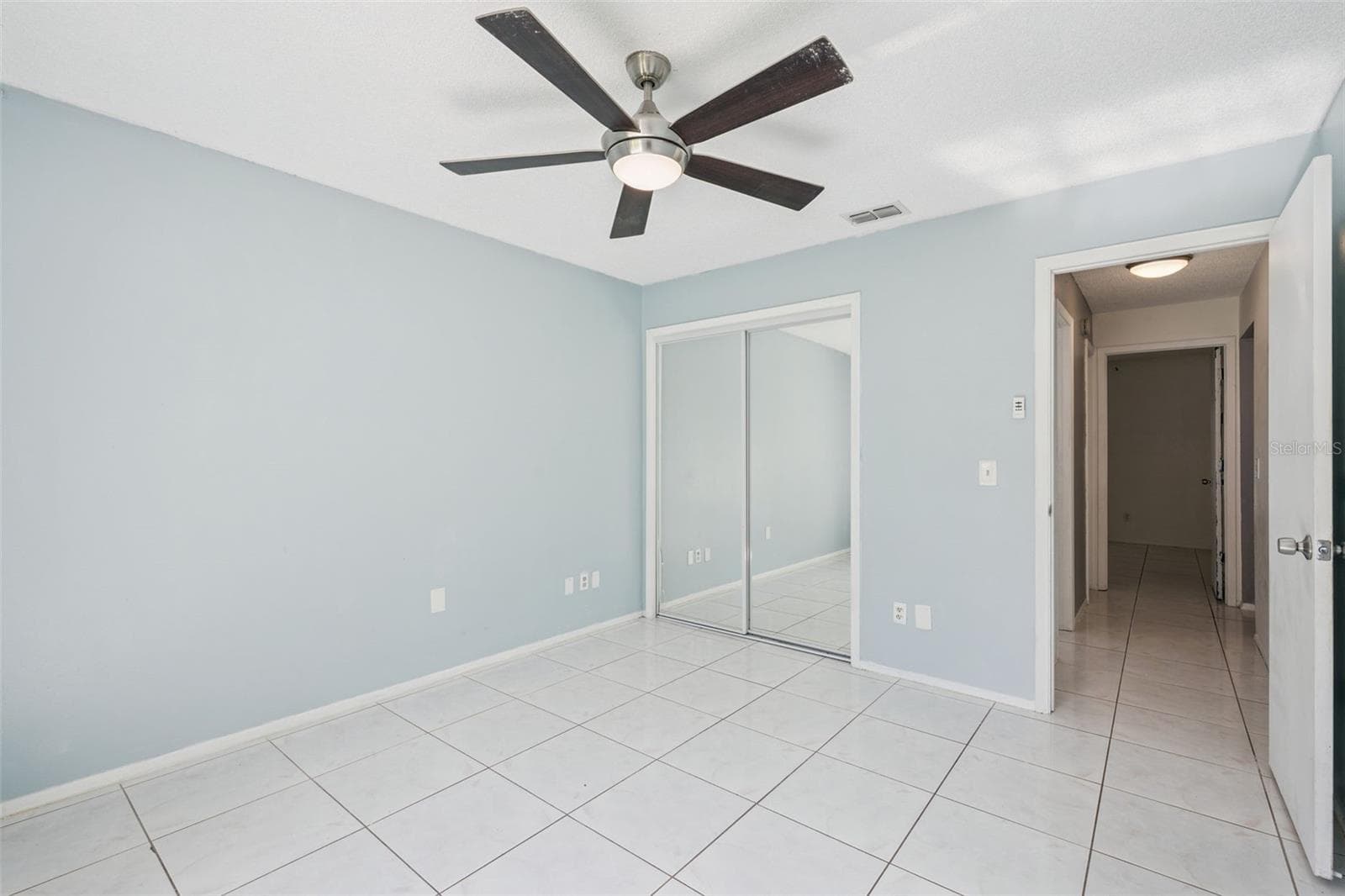 Single Family Residence at 2136 OPAL DR, ORLANDO, photo 12 of 20
