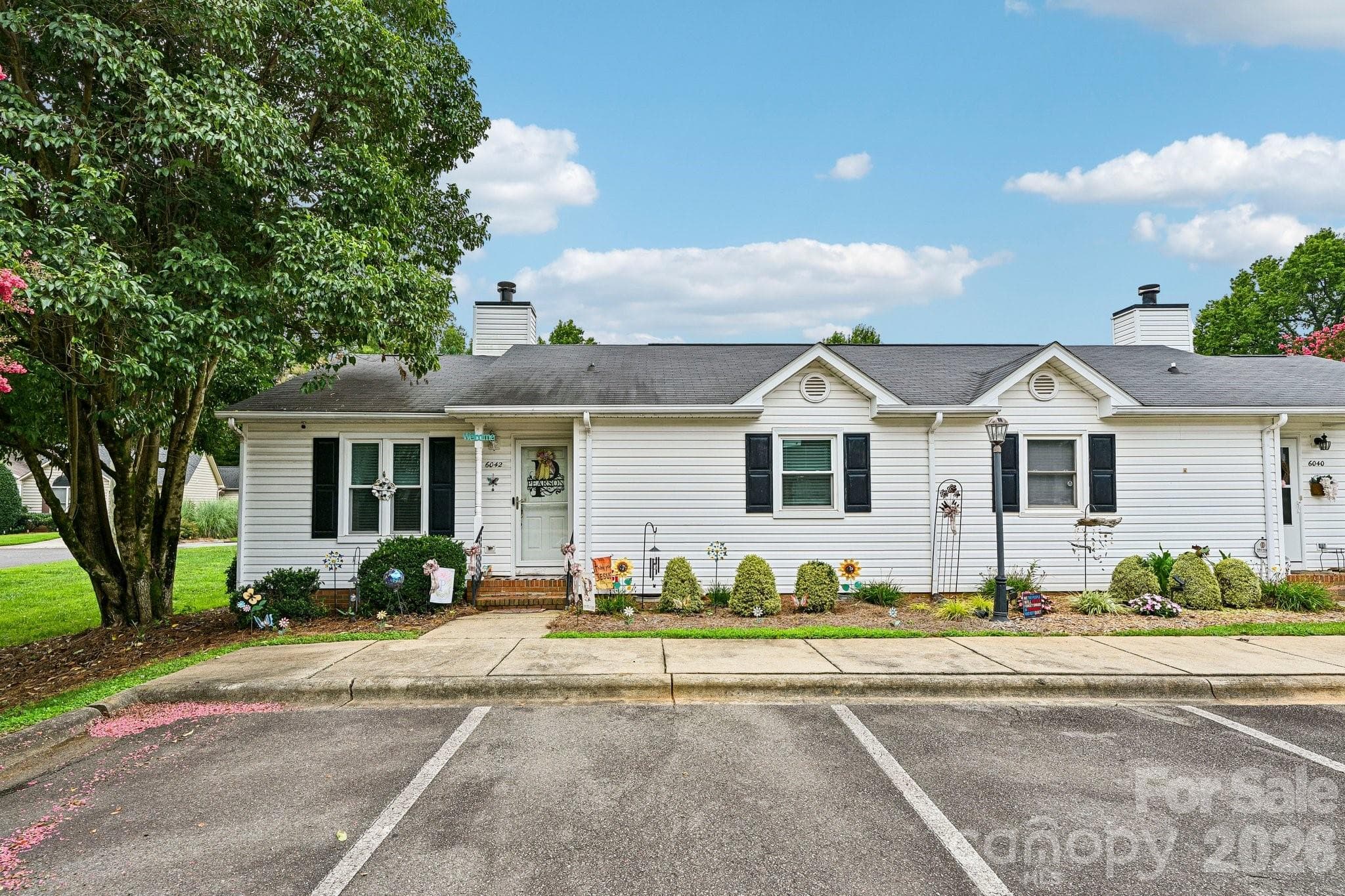 6042 Crape Myrtle Lane
