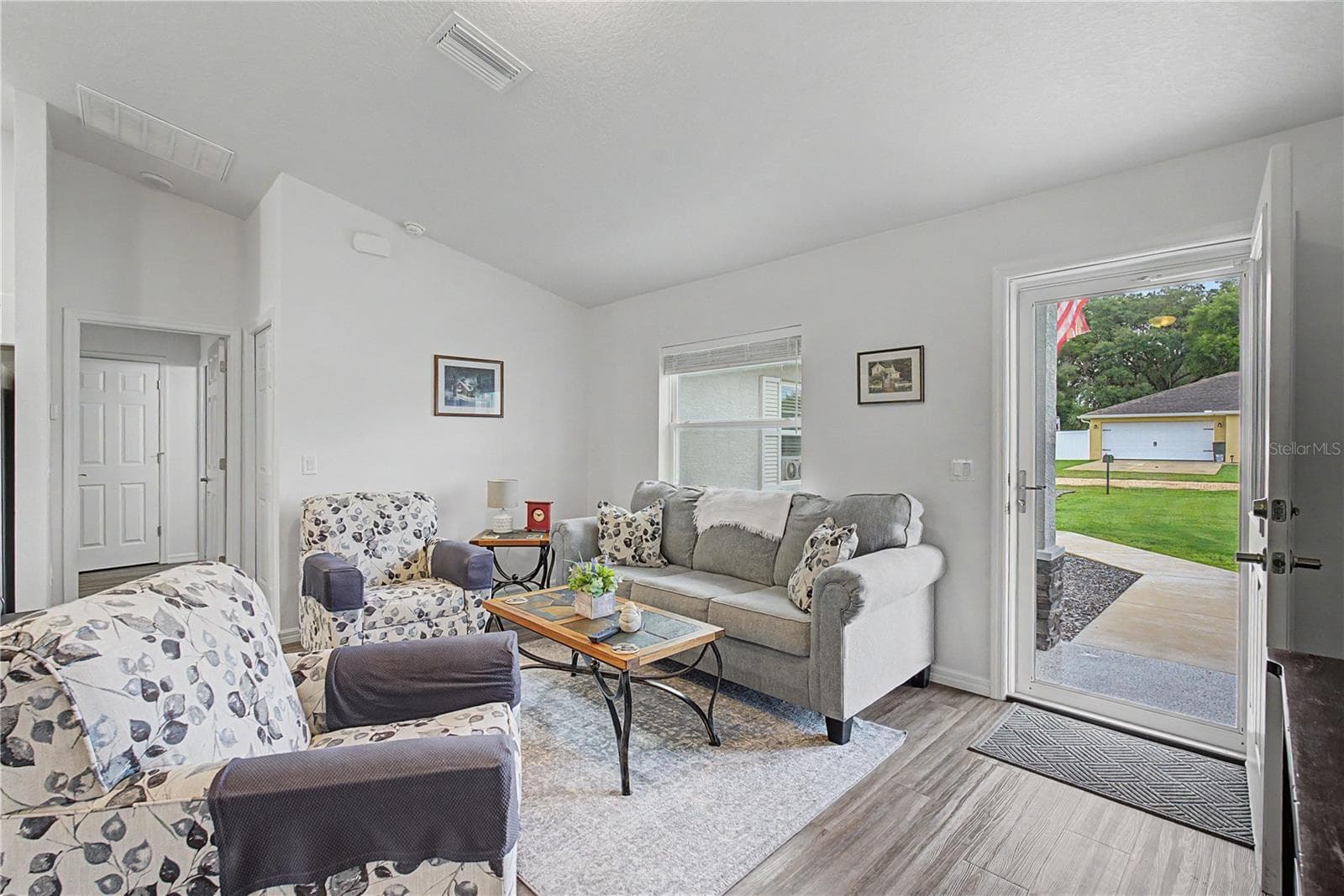 Single Family Residence at 4322 E MARYLAND ST, INVERNESS, photo 5 of 40