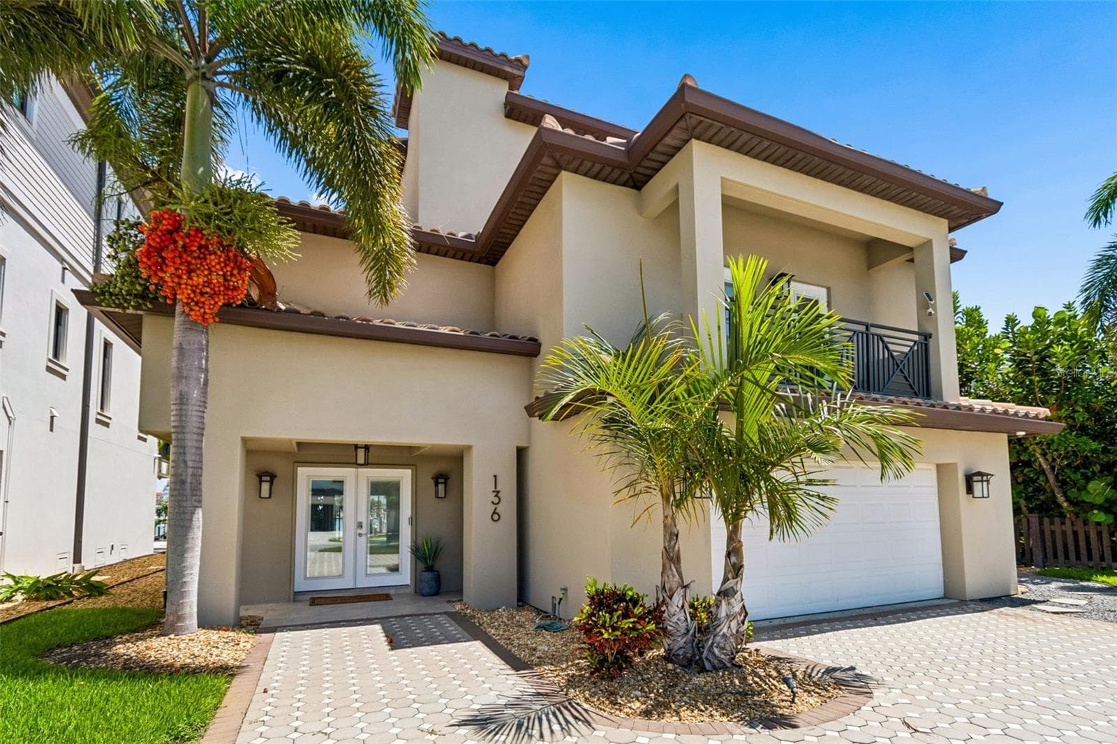 Single Family Residence at 136 DEVON DR, CLEARWATER BEACH, photo 4 of 83
