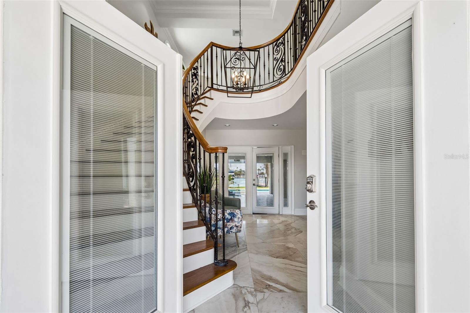 Single Family Residence at 136 DEVON DR, CLEARWATER BEACH, photo 5 of 83