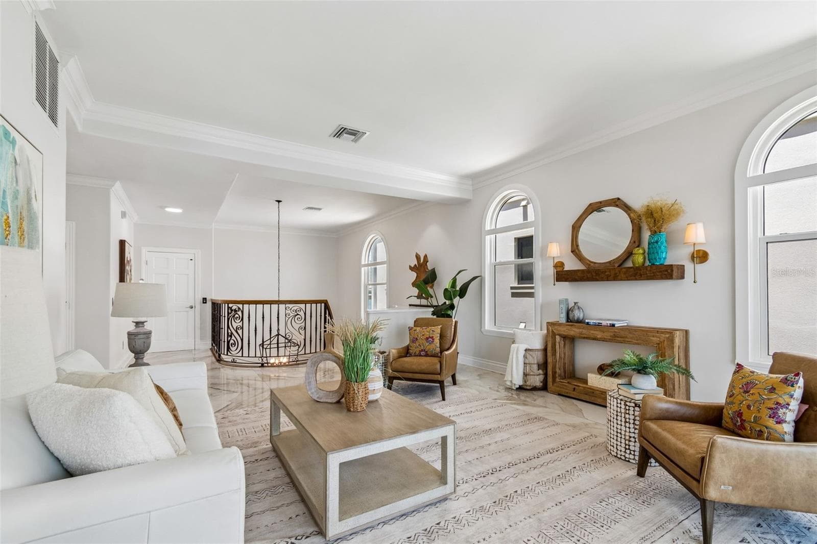 Single Family Residence at 136 DEVON DR, CLEARWATER BEACH, photo 11 of 83