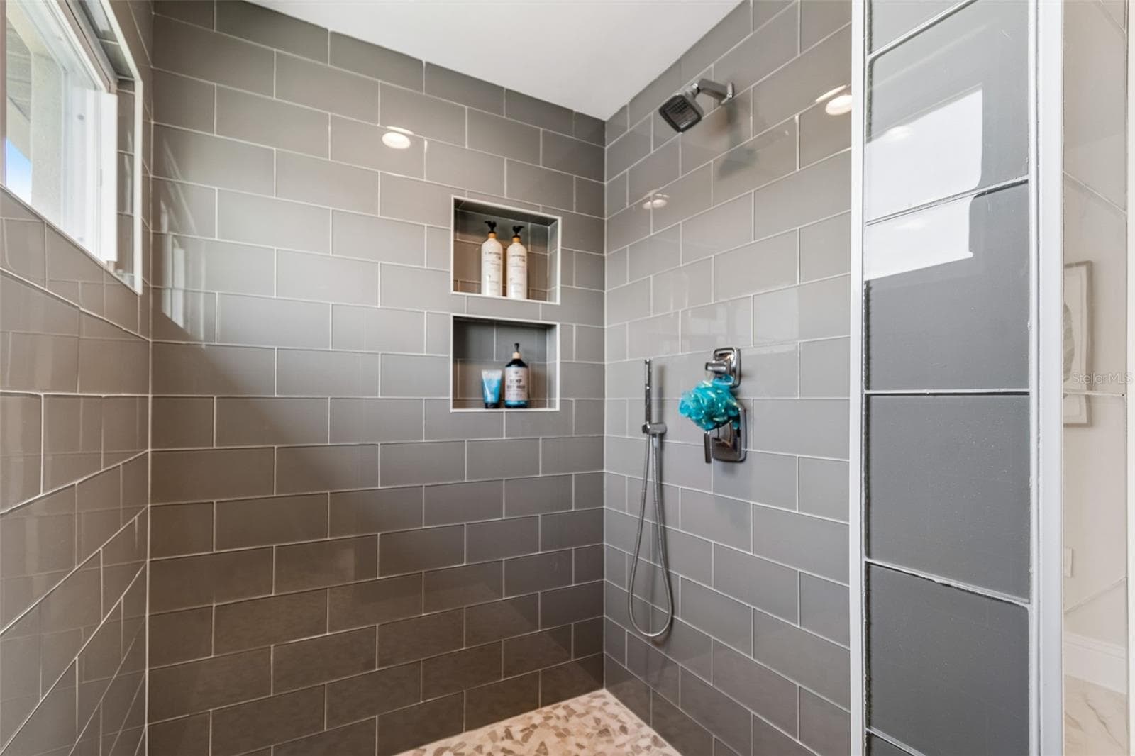 Single Family Residence at 136 DEVON DR, CLEARWATER BEACH, photo 58 of 83