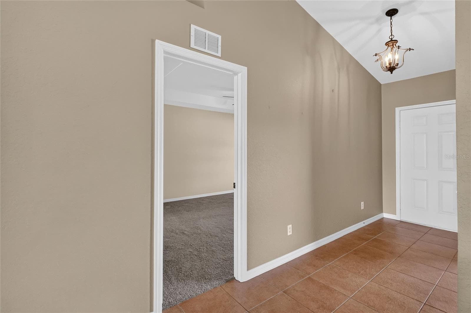 Single Family Residence at 106 MAJESTIC GARDENS CT, WINTER HAVEN, photo 8 of 33