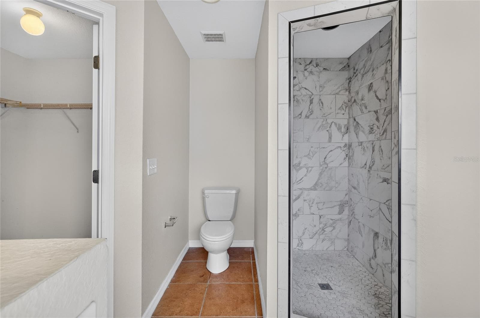 Single Family Residence at 106 MAJESTIC GARDENS CT, WINTER HAVEN, photo 13 of 33