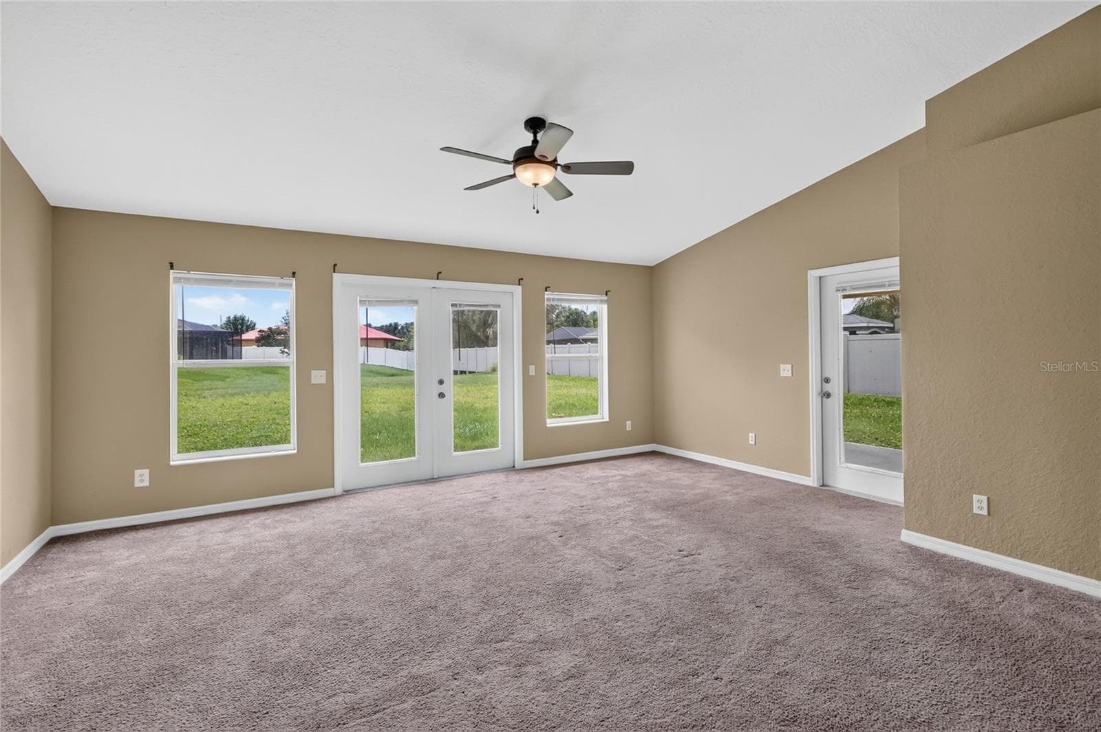 Single Family Residence at 106 MAJESTIC GARDENS CT, WINTER HAVEN, photo 22 of 33