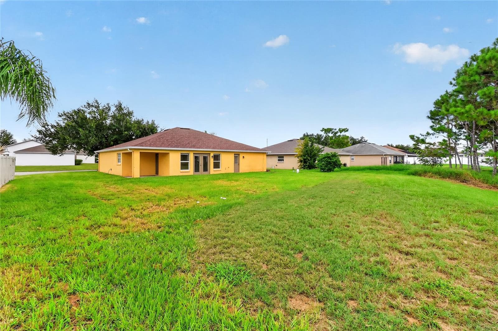 Single Family Residence at 106 MAJESTIC GARDENS CT, WINTER HAVEN, photo 29 of 33