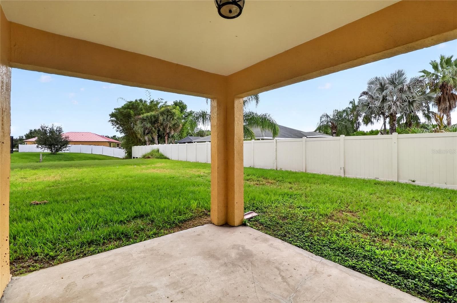Single Family Residence at 106 MAJESTIC GARDENS CT, WINTER HAVEN, photo 30 of 33