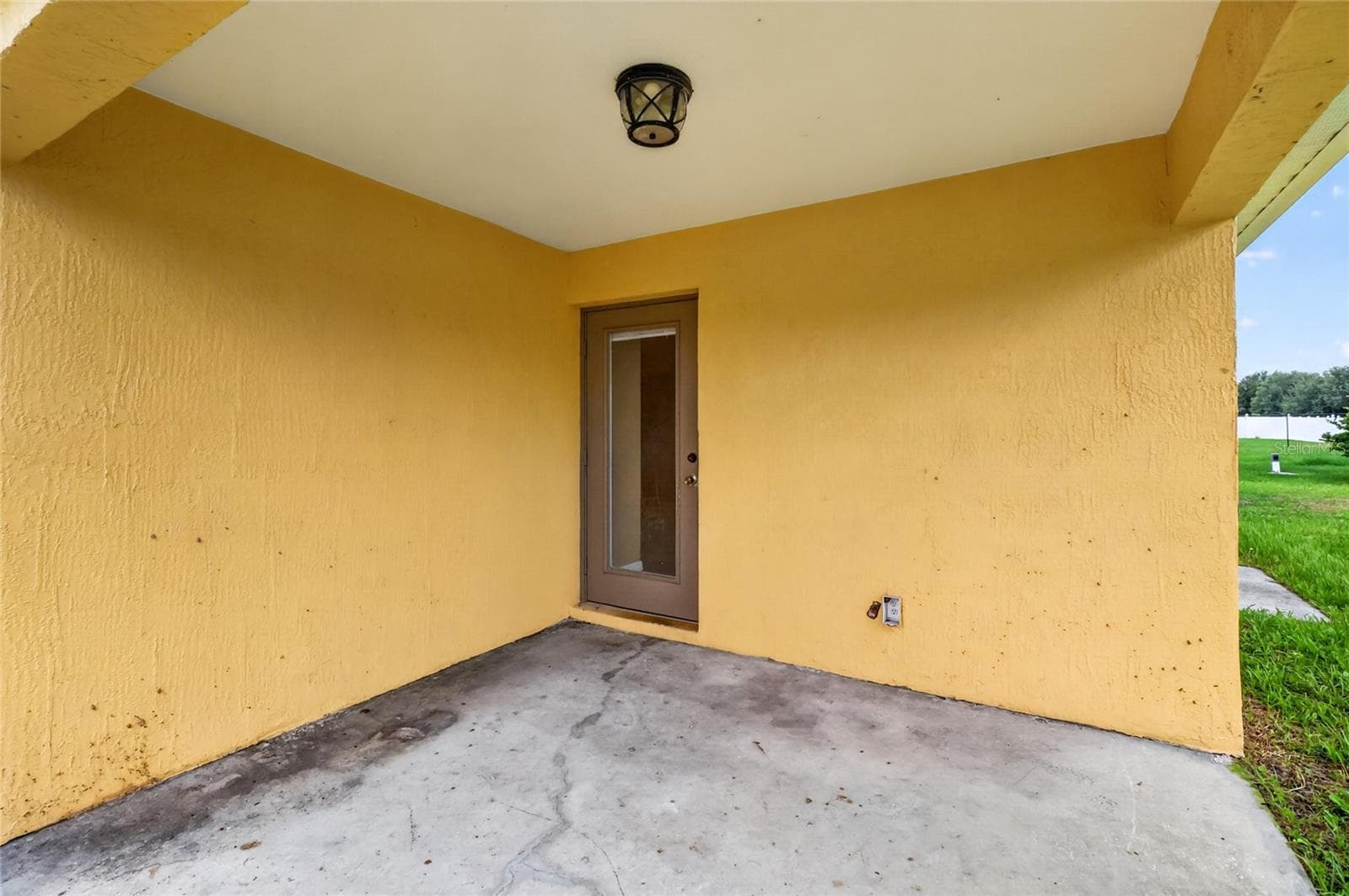 Single Family Residence at 106 MAJESTIC GARDENS CT, WINTER HAVEN, photo 31 of 33