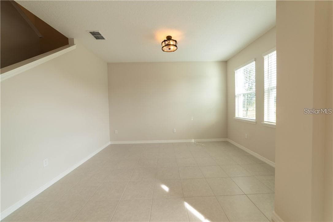 Townhouse at 16306 PRAIRIE SCHOOL DR, WINTER GARDEN, photo 4 of 29
