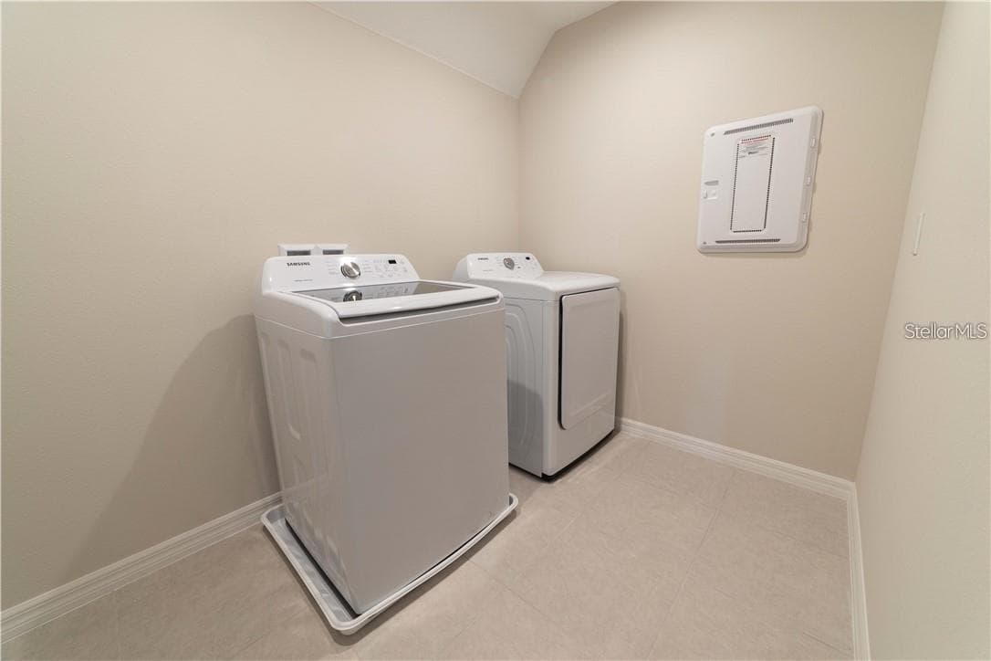Townhouse at 16306 PRAIRIE SCHOOL DR, WINTER GARDEN, photo 13 of 29