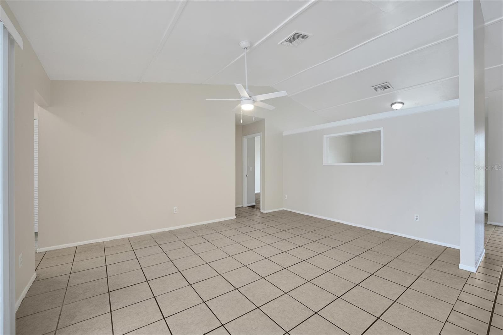 Single Family Residence at 461 BOXWOOD COURT, KISSIMMEE, photo 12 of 37