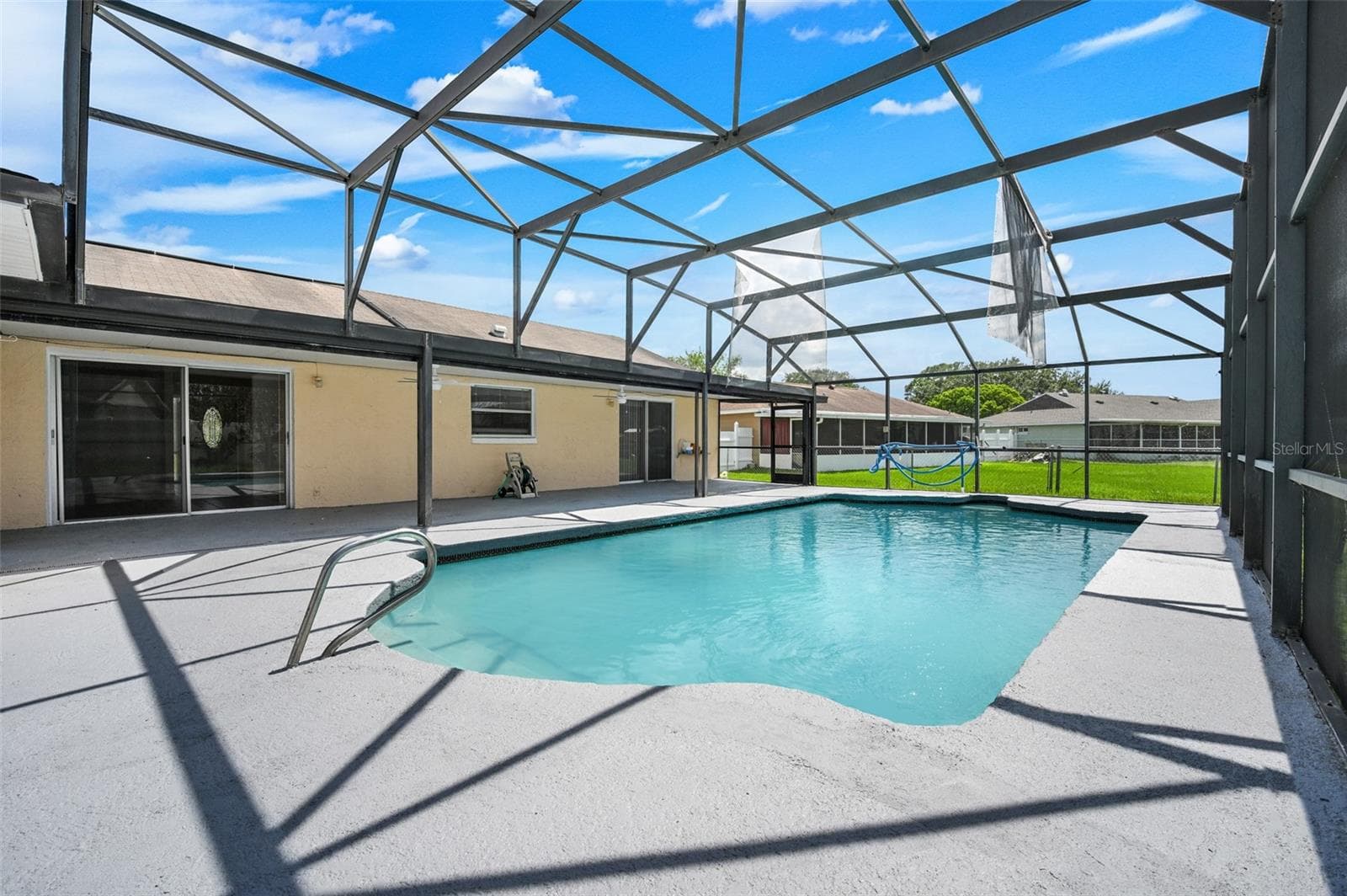 Single Family Residence at 461 BOXWOOD COURT, KISSIMMEE, photo 32 of 37