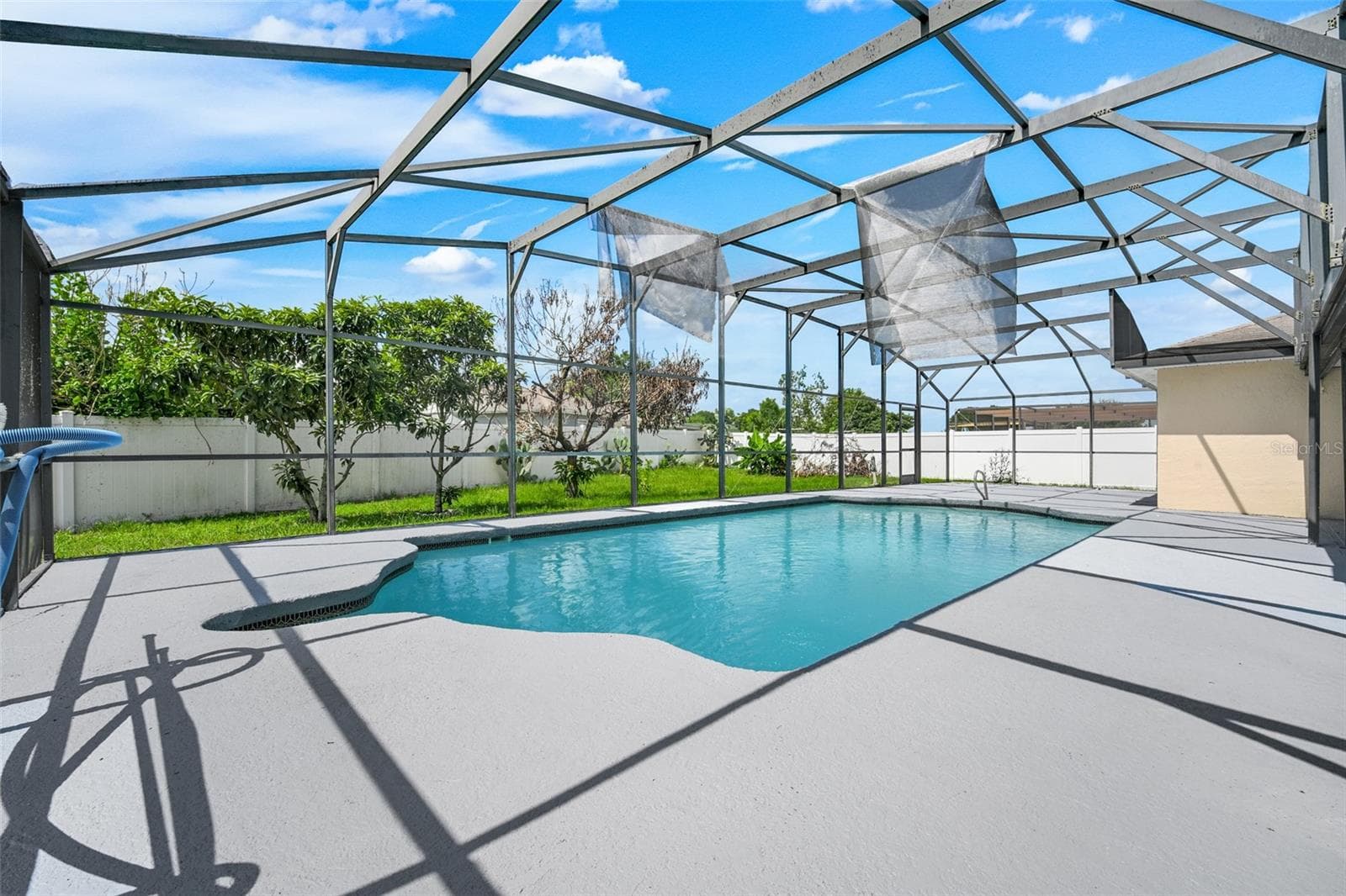 Single Family Residence at 461 BOXWOOD COURT, KISSIMMEE, photo 34 of 37