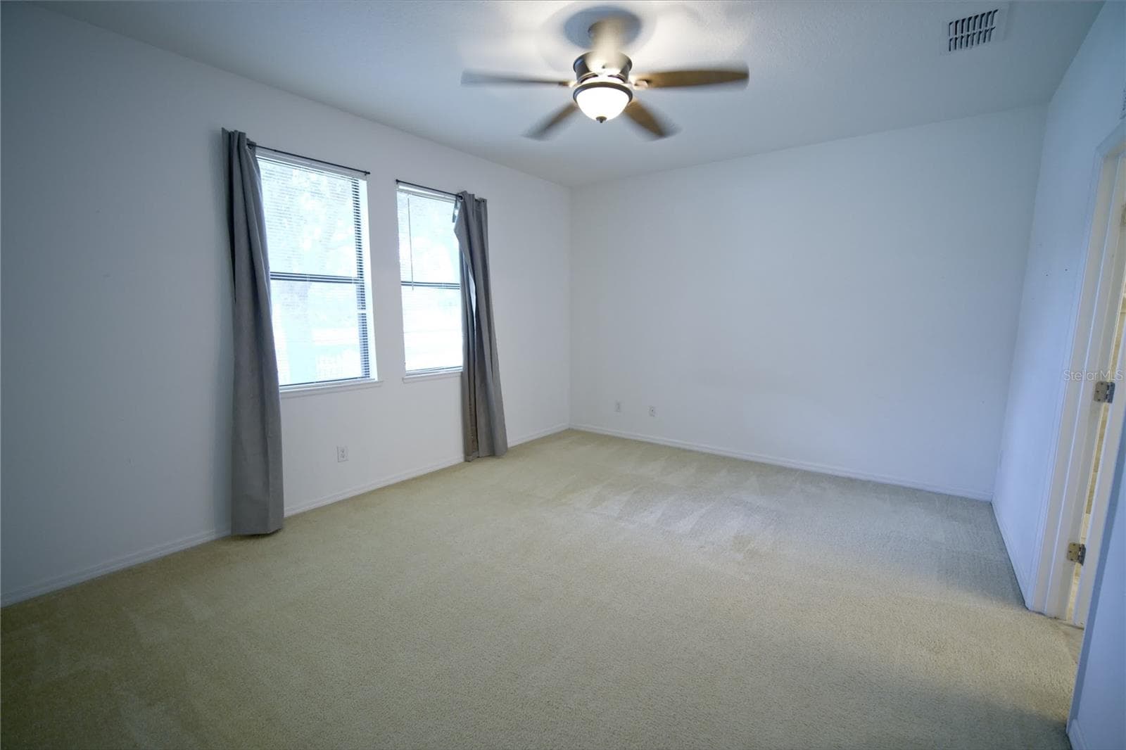 Single Family Residence at 3087 POINTE PLACE AVE, KISSIMMEE, photo 12 of 25