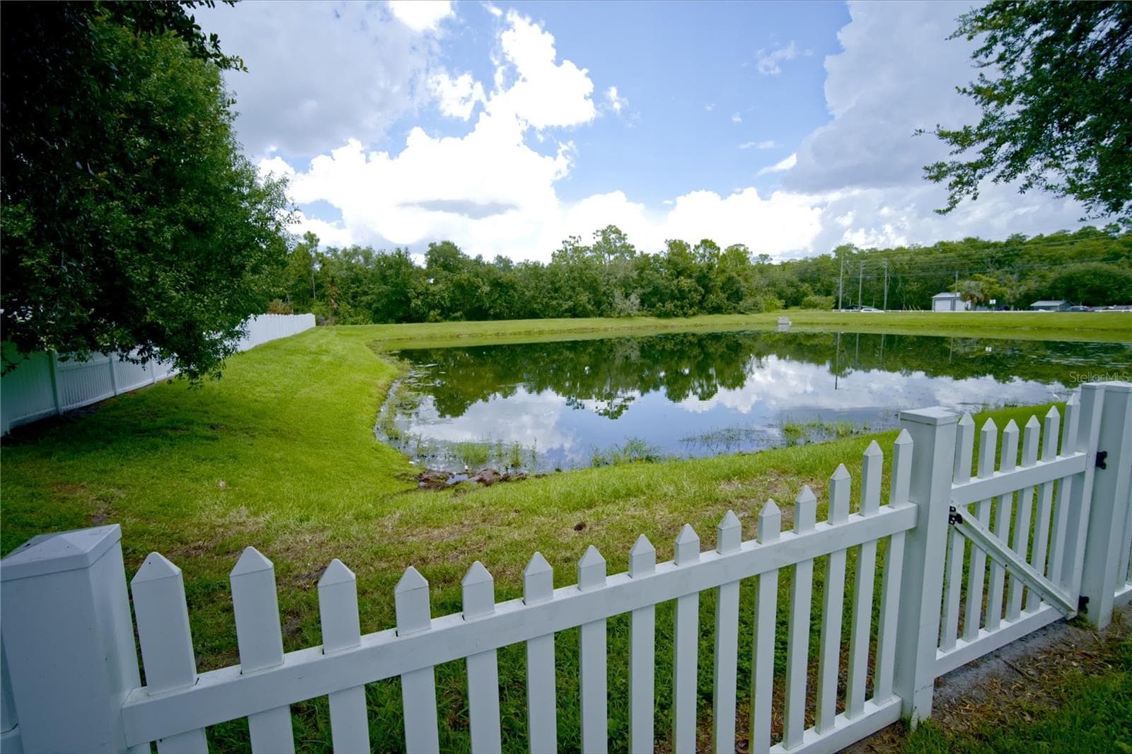 Single Family Residence at 3087 POINTE PLACE AVE, KISSIMMEE, photo 24 of 25