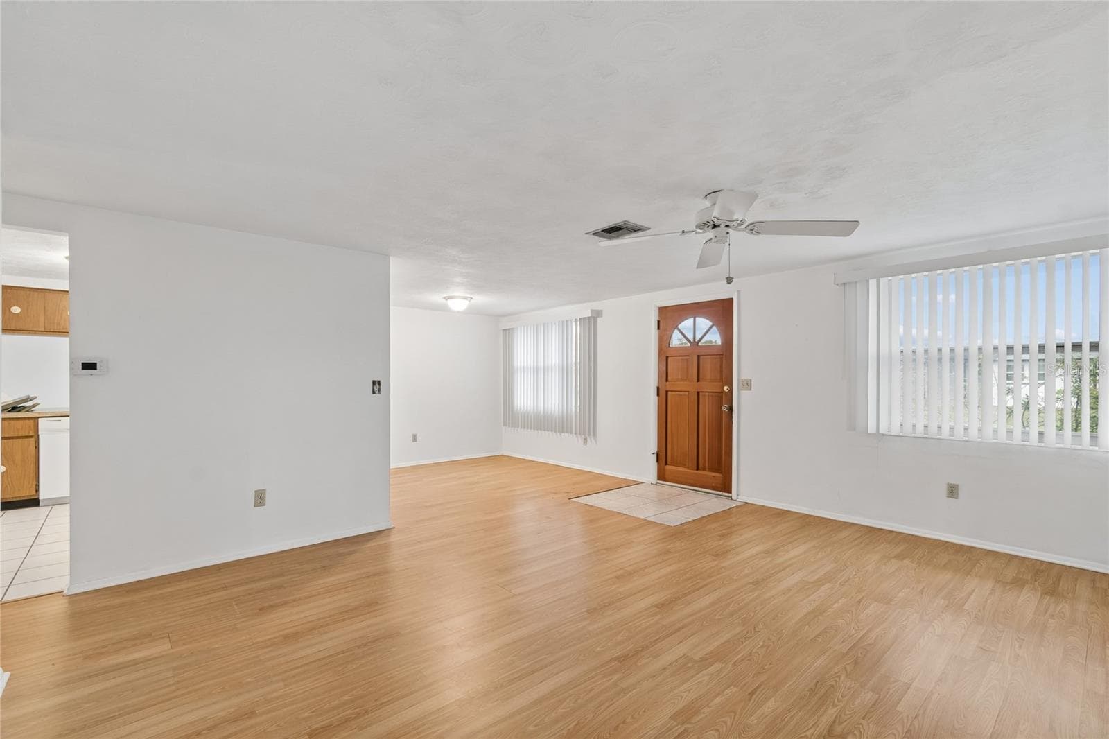 Single Family Residence at 3416 CHAUNCY RD, HOLIDAY, photo 6 of 26
