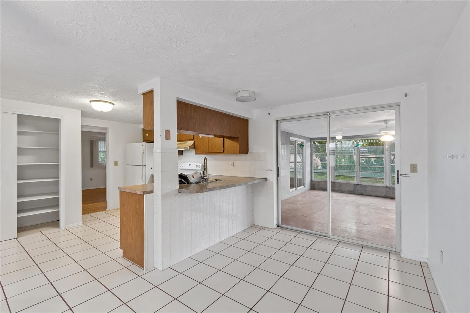 Single Family Residence at 3416 CHAUNCY RD, HOLIDAY, photo 14 of 26