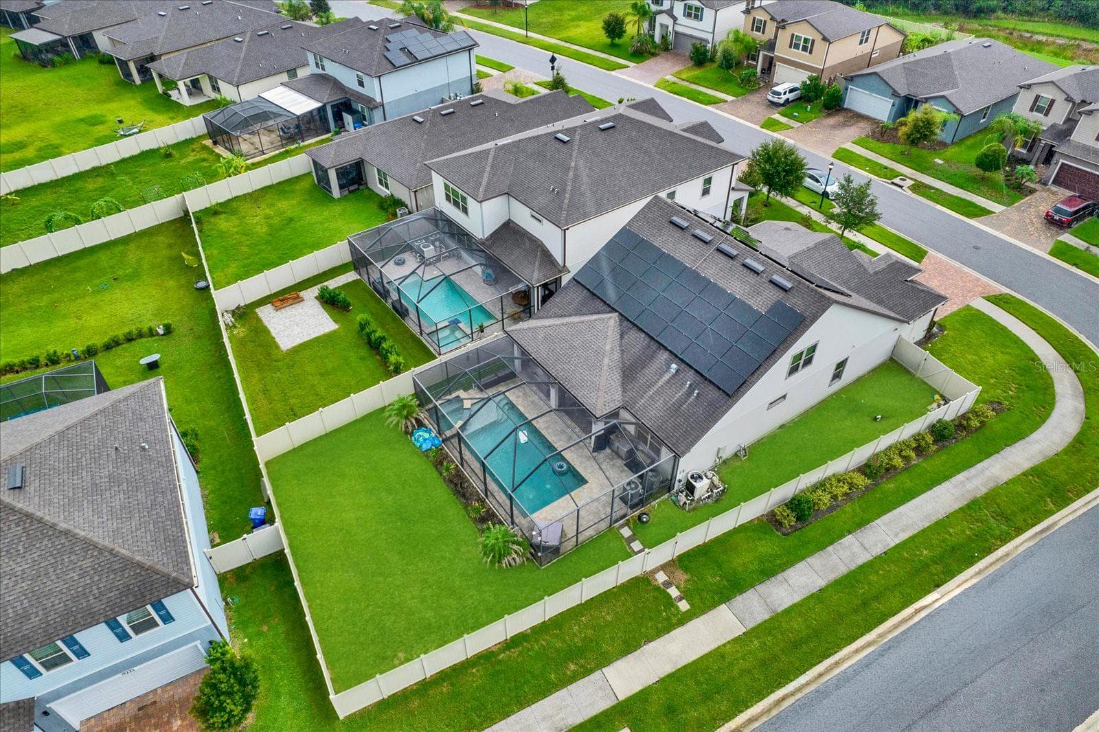 Single Family Residence at 19234 MOSSY PINE DR, TAMPA, photo 42 of 50
