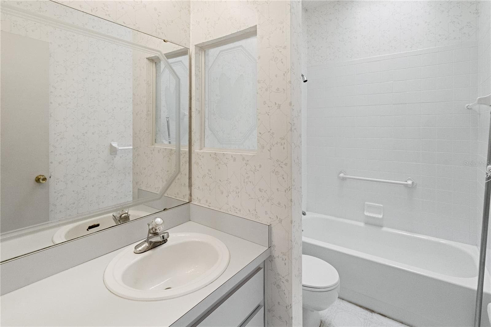 Secondary Bath - 3433 GLEN ABBEY LN, LAKELAND