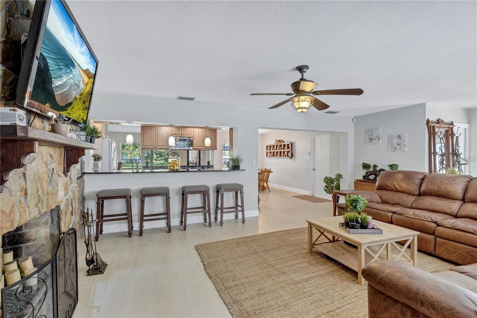 Single Family Residence at 8532 KUMQUAT AVE, SEMINOLE, photo 5 of 41
