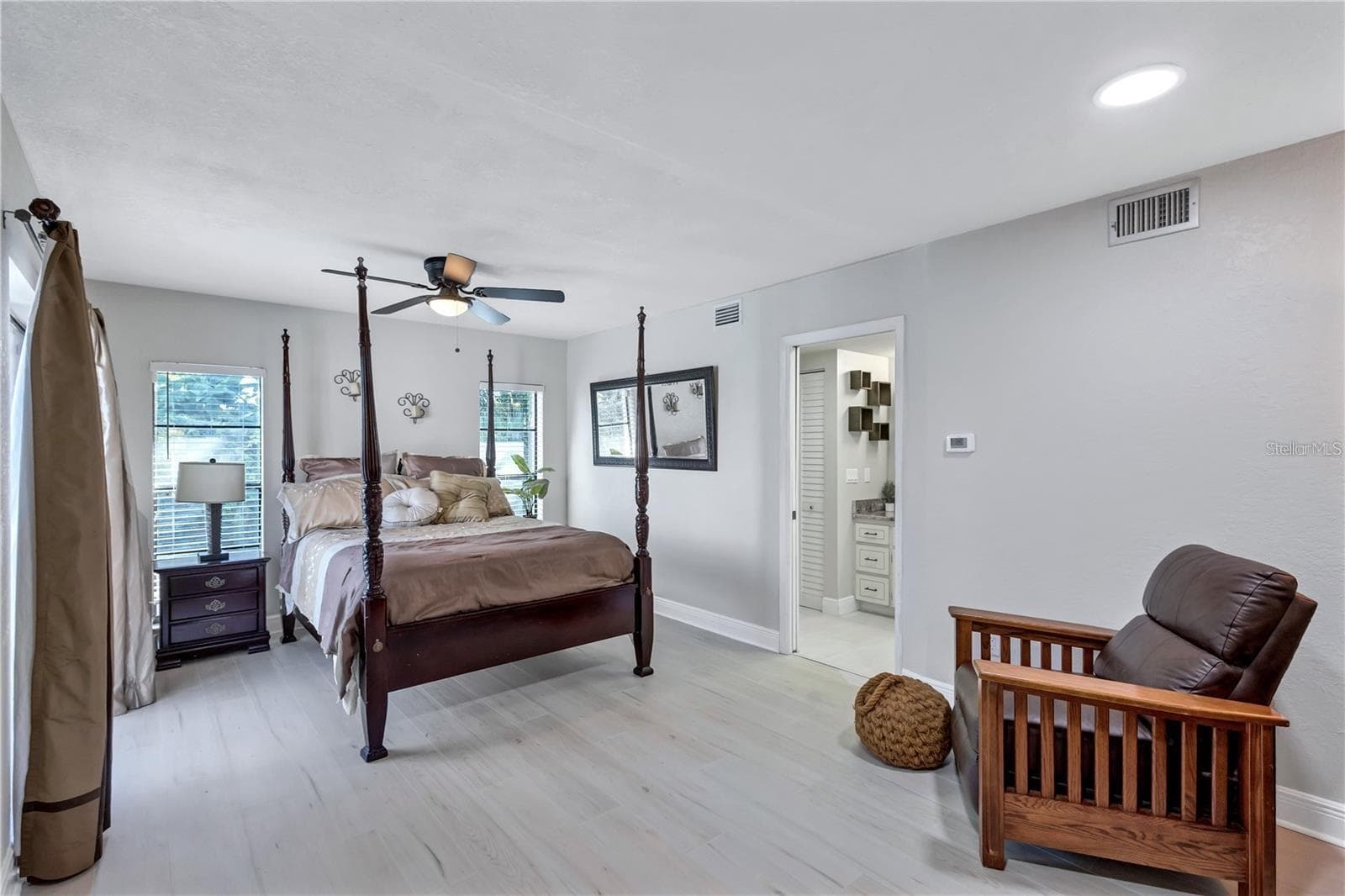 PRIMARY BEDROOM - 8532 KUMQUAT AVE, SEMINOLE