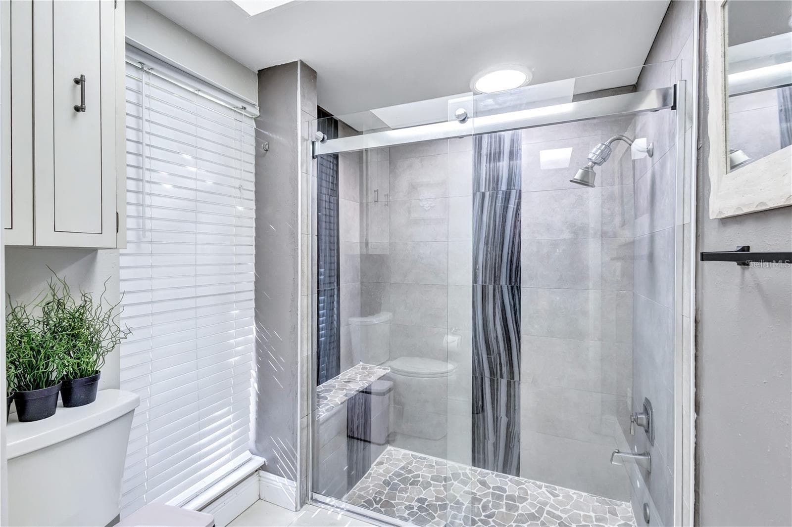ENSUITE SHOWER - 8532 KUMQUAT AVE, SEMINOLE