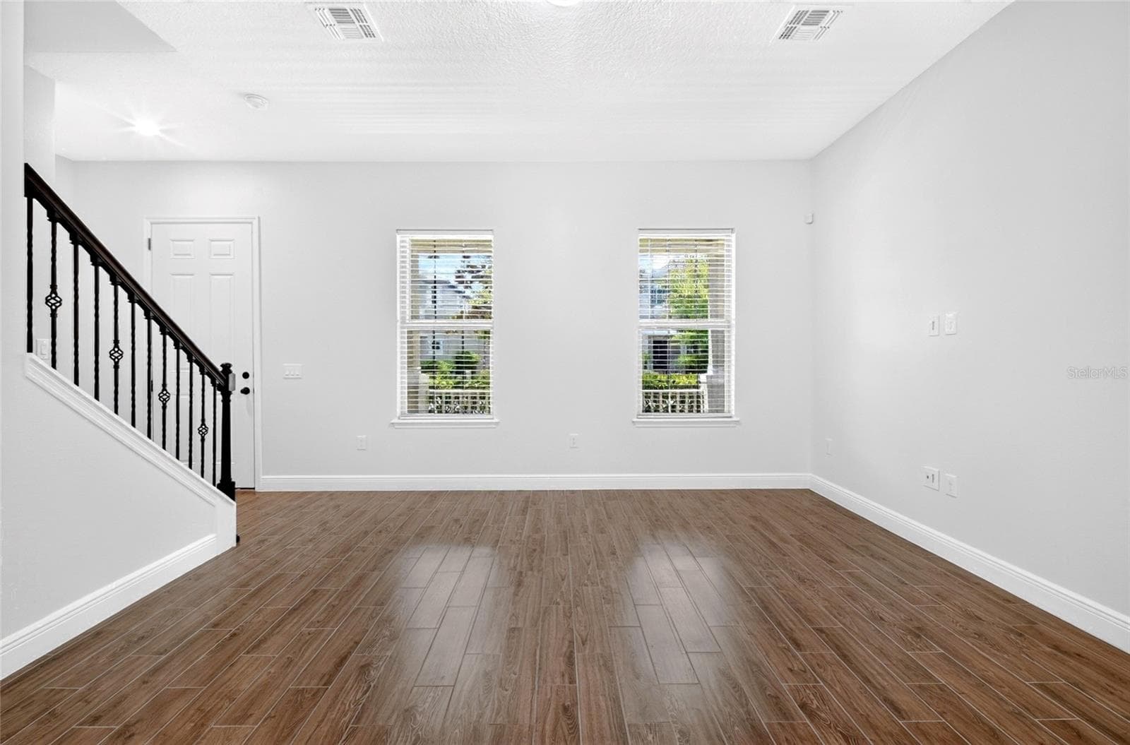 Single Family Residence at 14543 GOLDEN HARBOR LN, WINTER GARDEN, photo 11 of 75