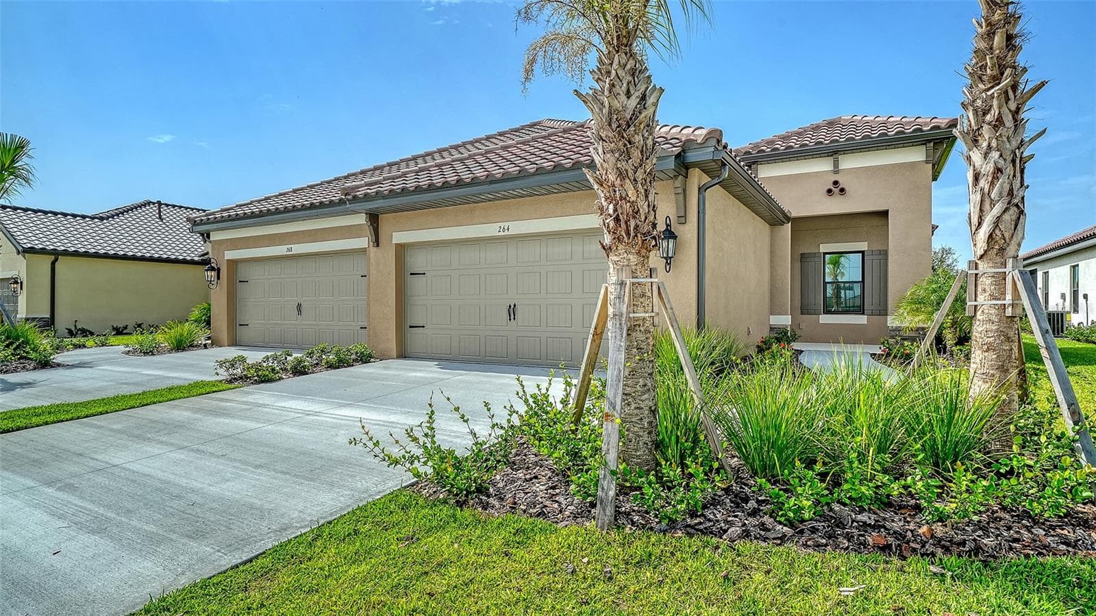 Villa at 264 ALTAMURA CIR, NOKOMIS, photo 2 of 37