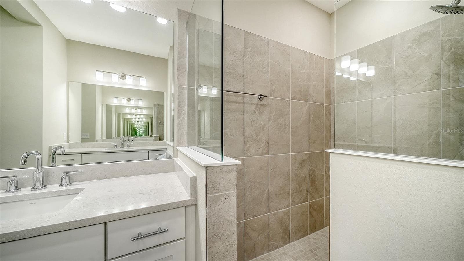 Villa at 264 ALTAMURA CIR, NOKOMIS, photo 23 of 37