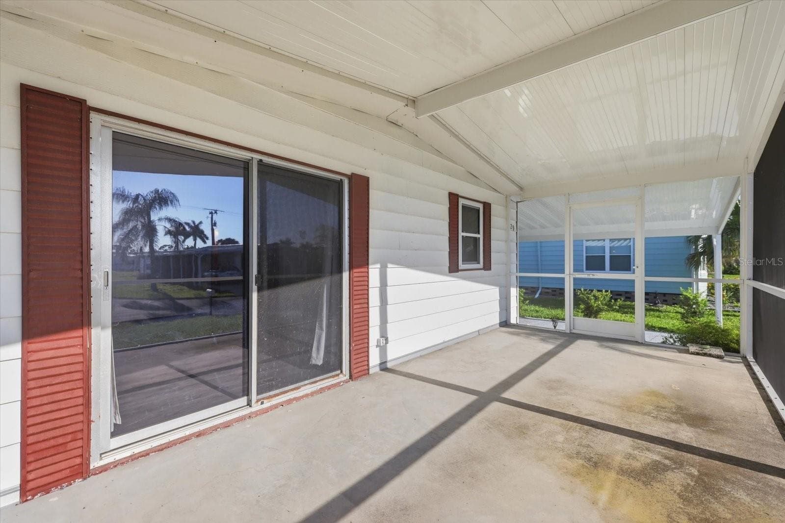 Manufactured Home at 129 NAUTICAL DR, NORTH PORT, photo 21 of 34