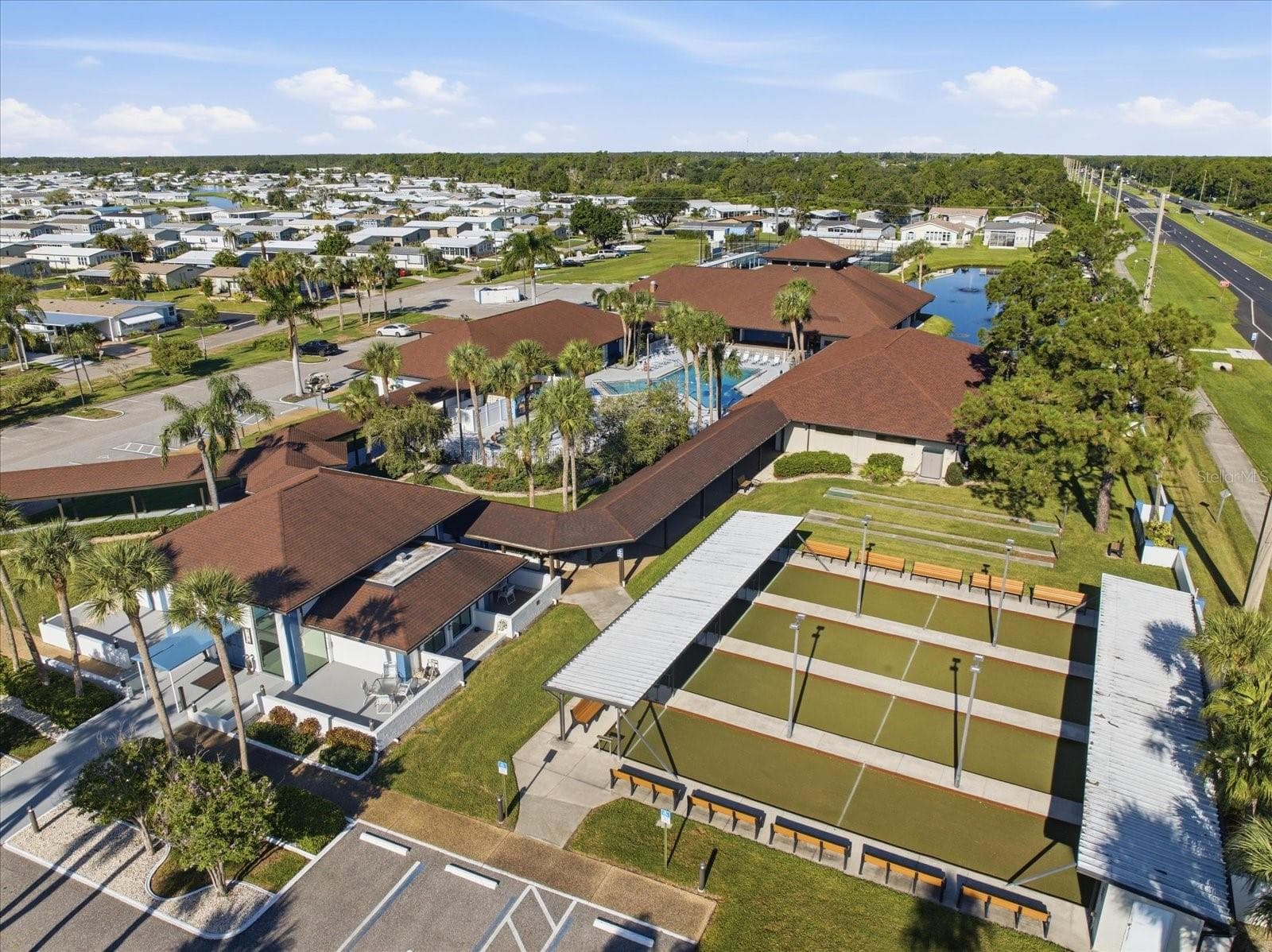 Manufactured Home at 129 NAUTICAL DR, NORTH PORT, photo 32 of 34